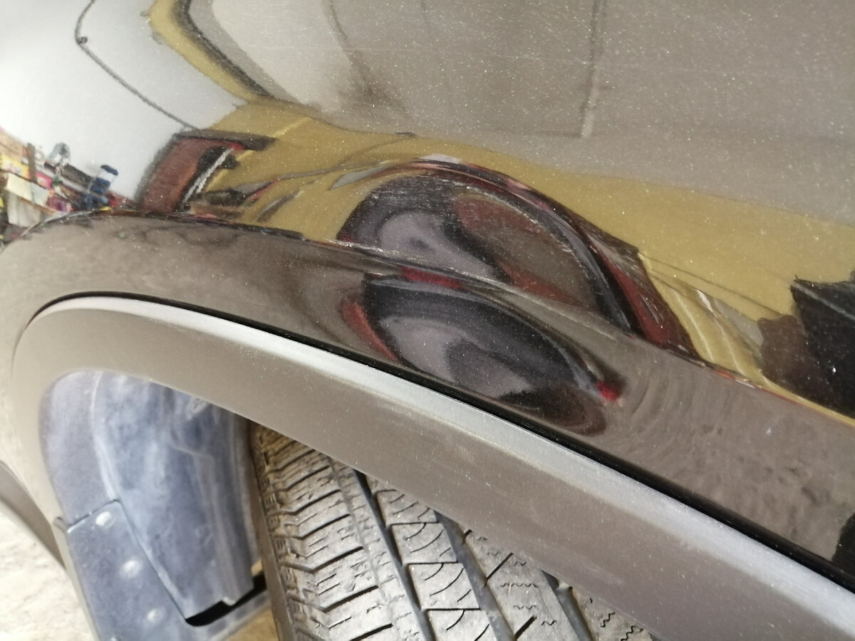 Вмятина на крыле Хонда