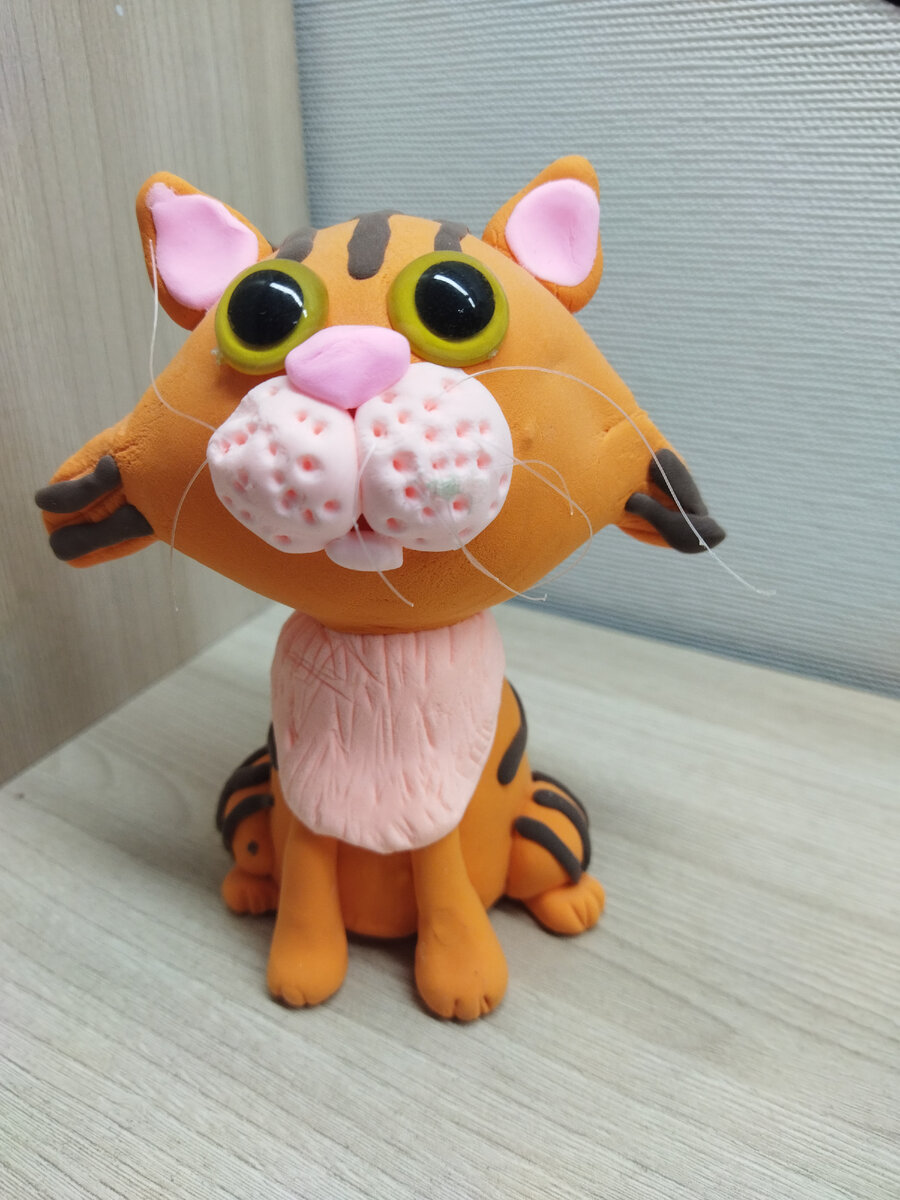 Рыжий котенок