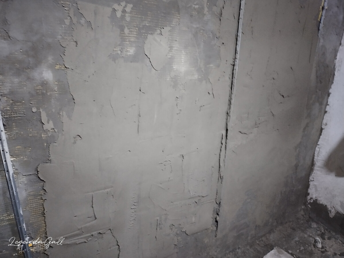 Чуток добавила слои на первой стене