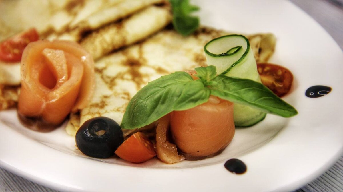 Блины с семгой в кафе "Феличита"