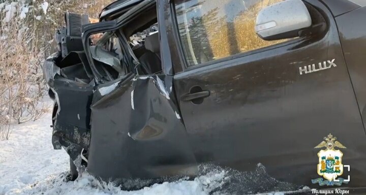    В Сургутском районе джип занесло под грузовой автомобиль