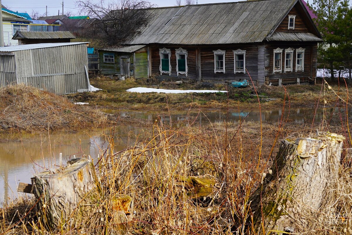 Хорошо ли иметь домик в деревне: плюсы и минусы загородной дачи |  Татар-информ | Дзен