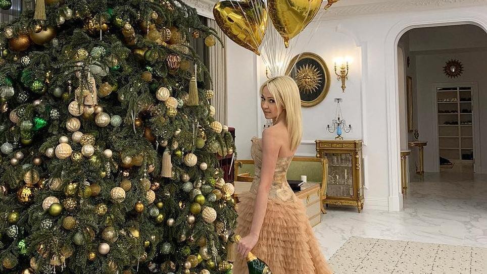 Рудковская и ёлка