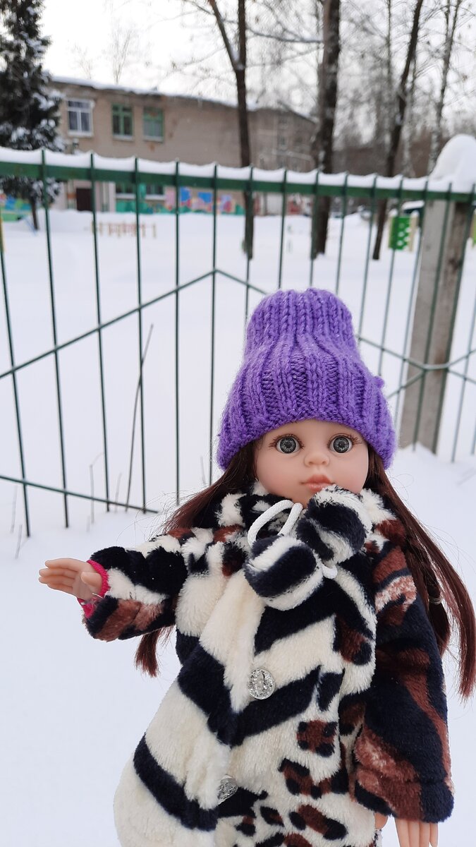 - А что там такое?