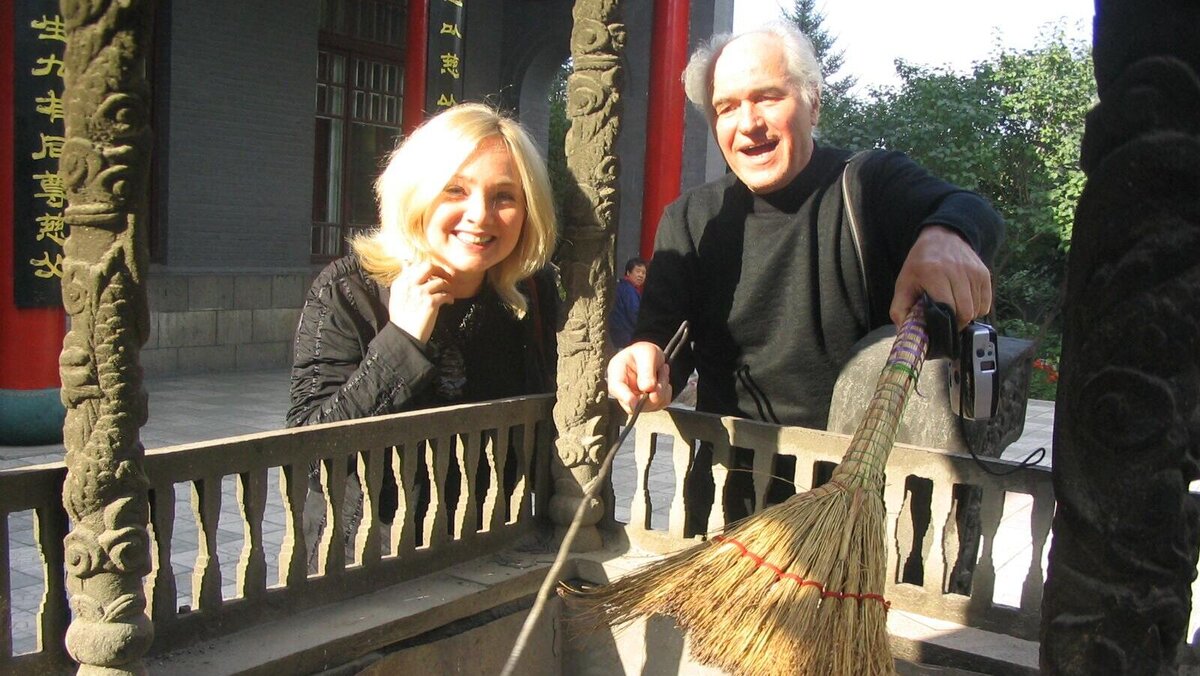    Как сделать эффективное средство от пыли за минуту? Житейская хитрость избавит от необходимости ежедневной уборки© Global Look Press | Yulia Kapishnikova