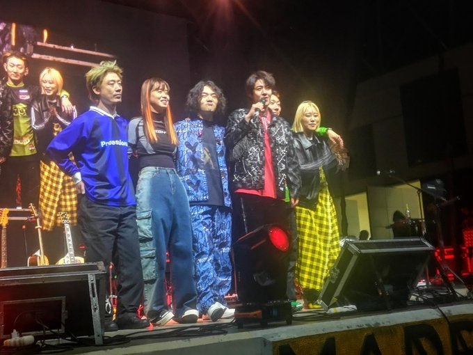 Листайте галерею