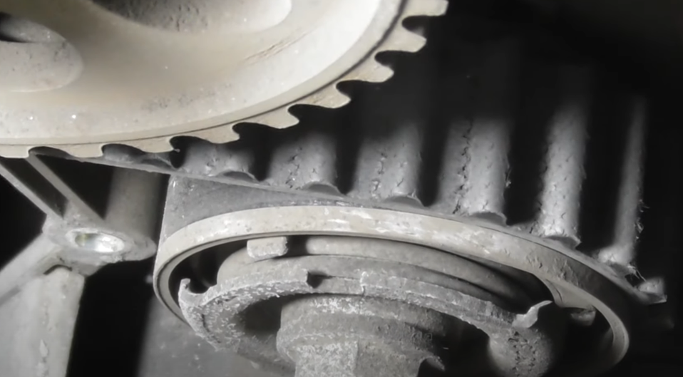 Ездил до победного конца. На Ладе Гранте не меняли ремень ГРМ 120 тысяч ...