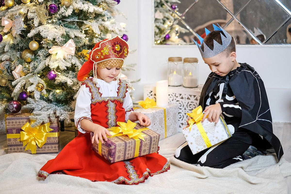 Самые красивые новогодние костюмы для детей