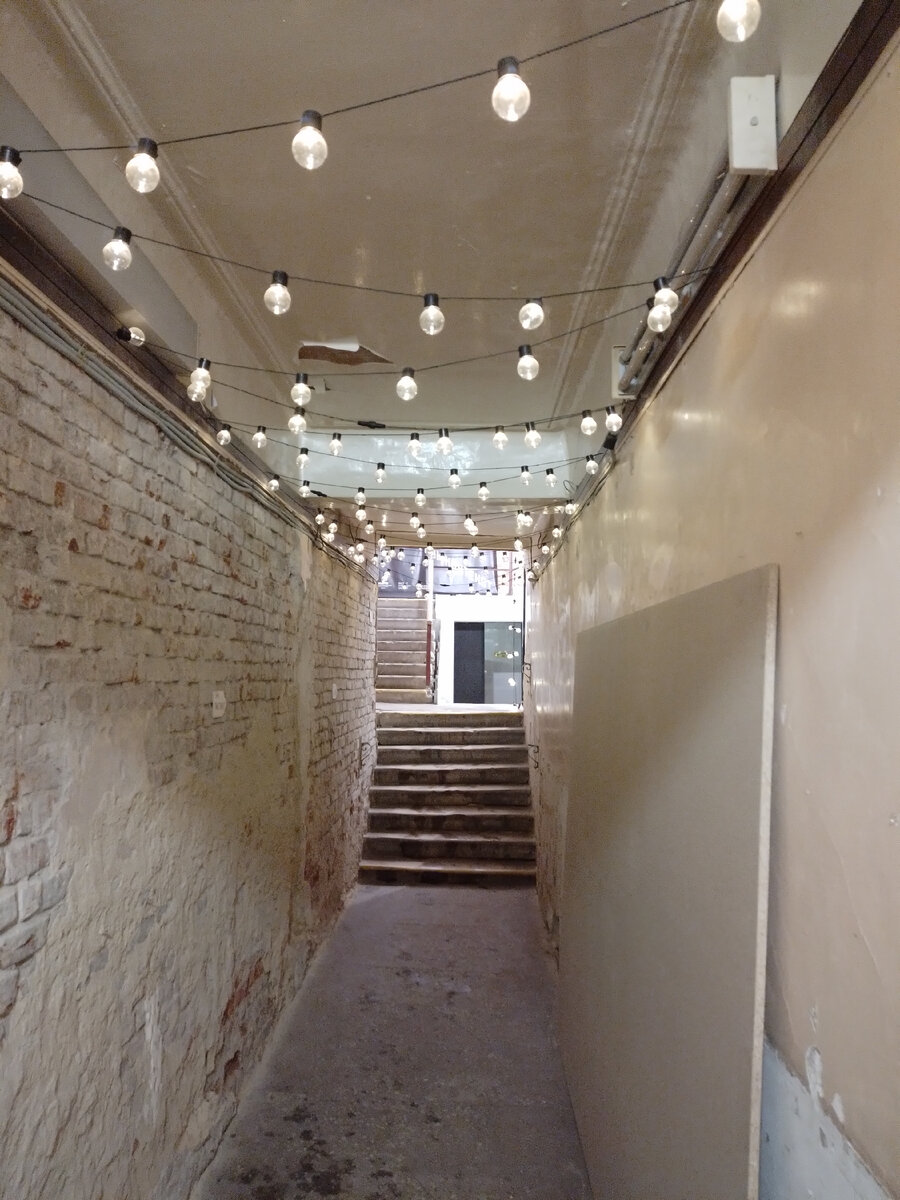 Выставка с таким мощным названием открылась в ТИАМе 15 января 2023 года.