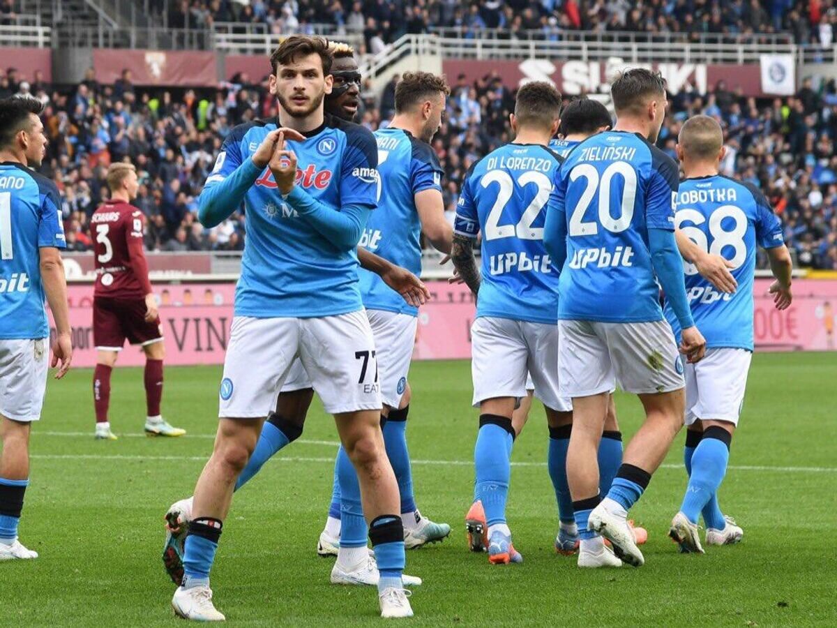    Хвича Кварацхелия, ФК "Наполи"© Фото : Соцсети ФК "Наполи"