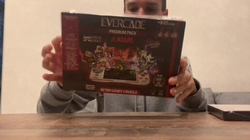 Распаковка И Первый Взгляд На Evercade Premium Pack