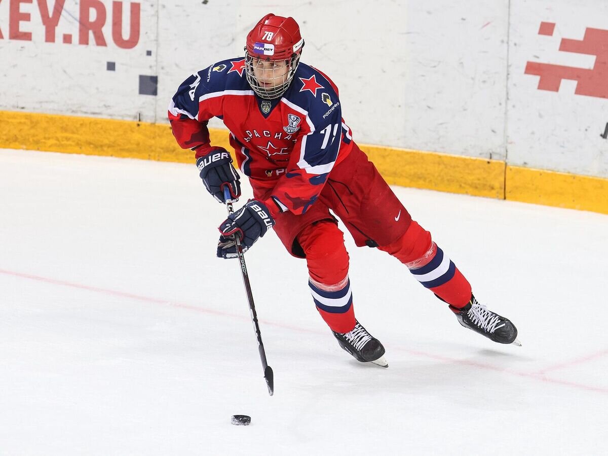   Артем Дуда© Фото : Пресс-служба ХК "Красная Армия"