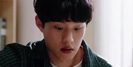 Вот умеет же смотреть как милый щеночек!