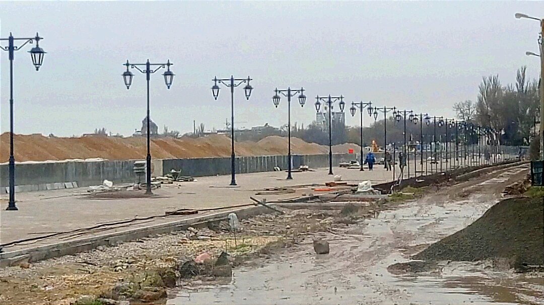 Набережная им. Терешковой, Евпатория, 15 декабря 2023г.