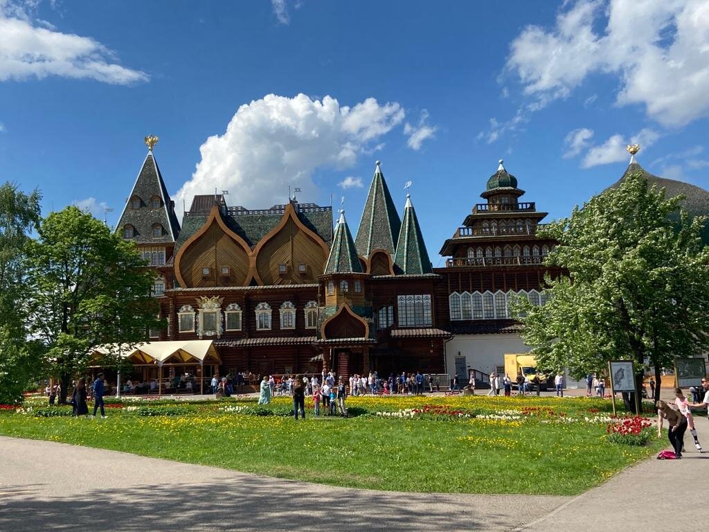 Реконструкция деревянного дворца Алексея Михайловича.