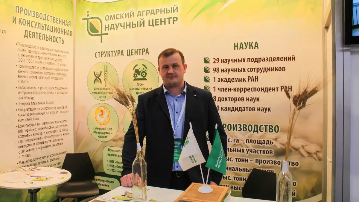  Фото: © Артём Борисов / Glavpahar.ru
Александр Андреев — представитель «Омского экспериментального завода»