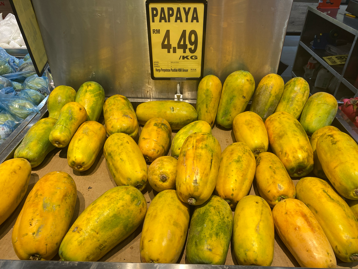 Папайя 4,49 RM, 89 рублей за 1 кг