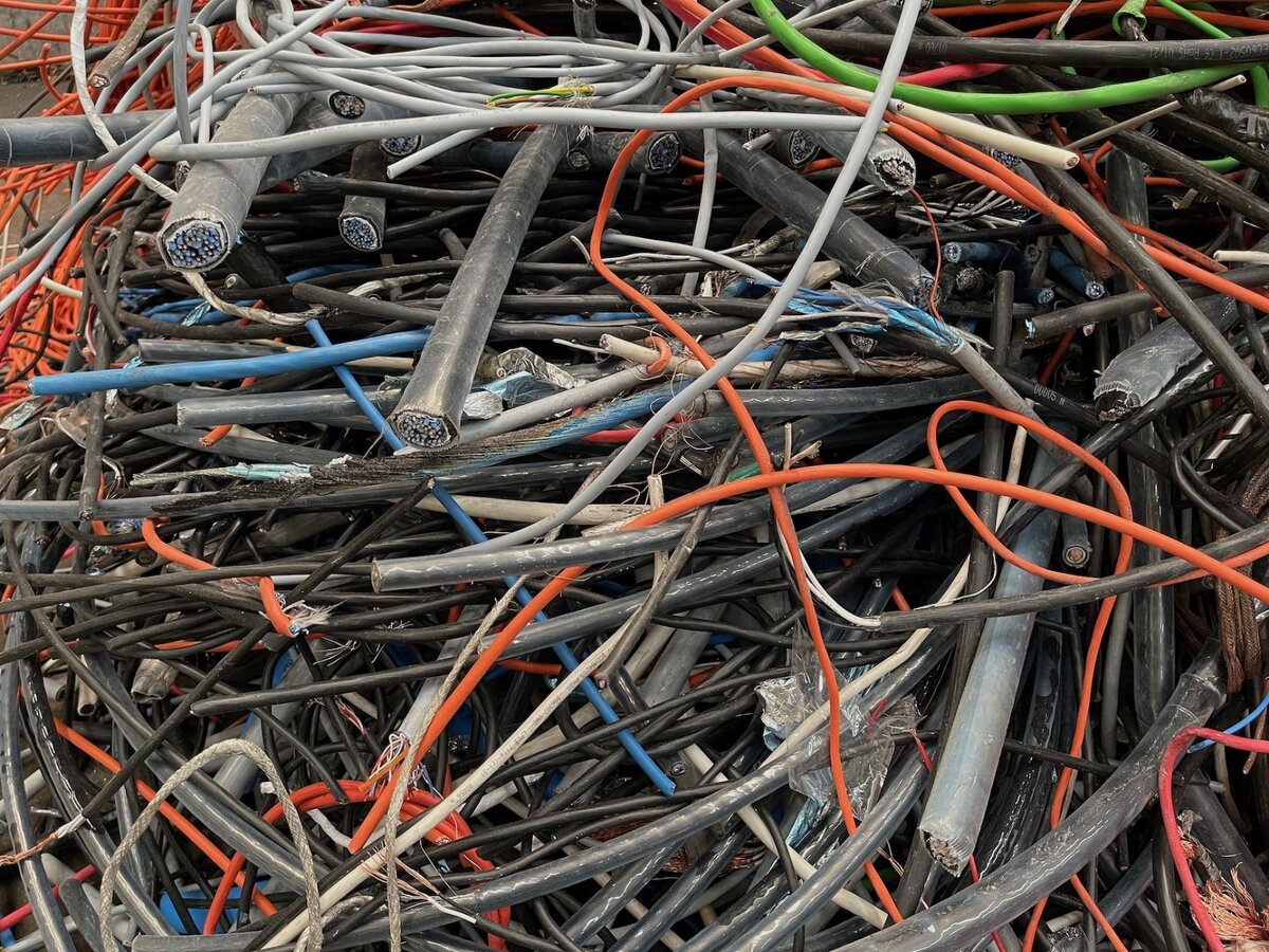 лом алюминиевого кабеля (силовой в изоляции). лом алюминиевого кабеля (силовой в изоляции). лом кабеля. лом алюминиевого кабеля (силовой в изоляции). лом меди в силовом кабеле (более 50 мм2).