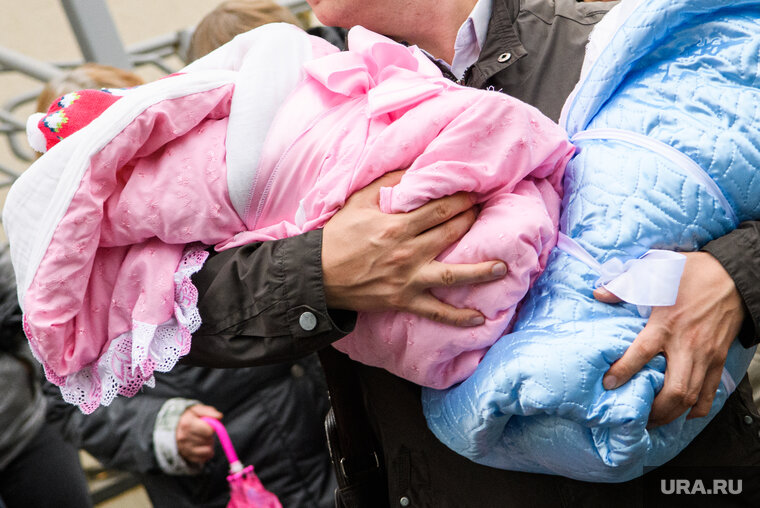    Андрей Гурулев подчеркнул, что традиционными ценностями в России является семья и Родина