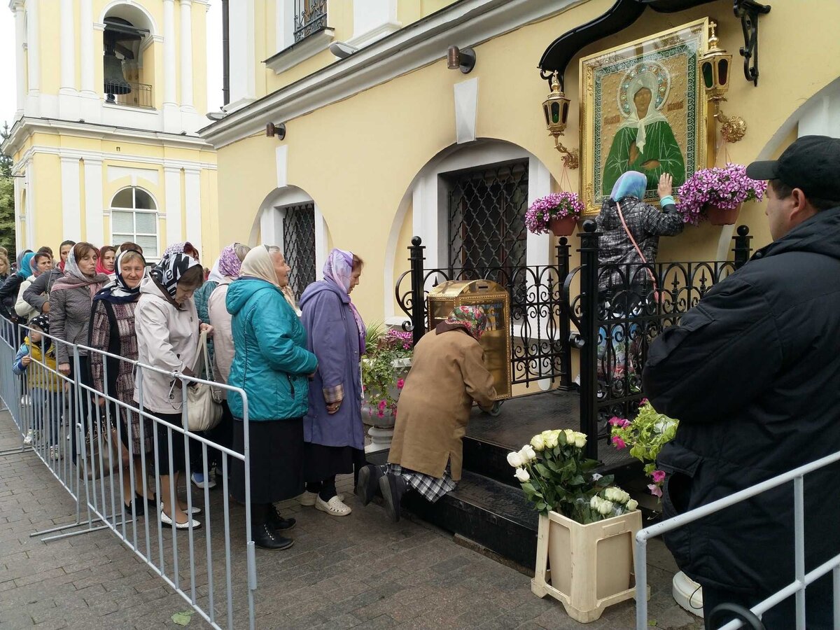 Матрона москва адрес как доехать. Храм Матроны Московской на Таганке мощи.