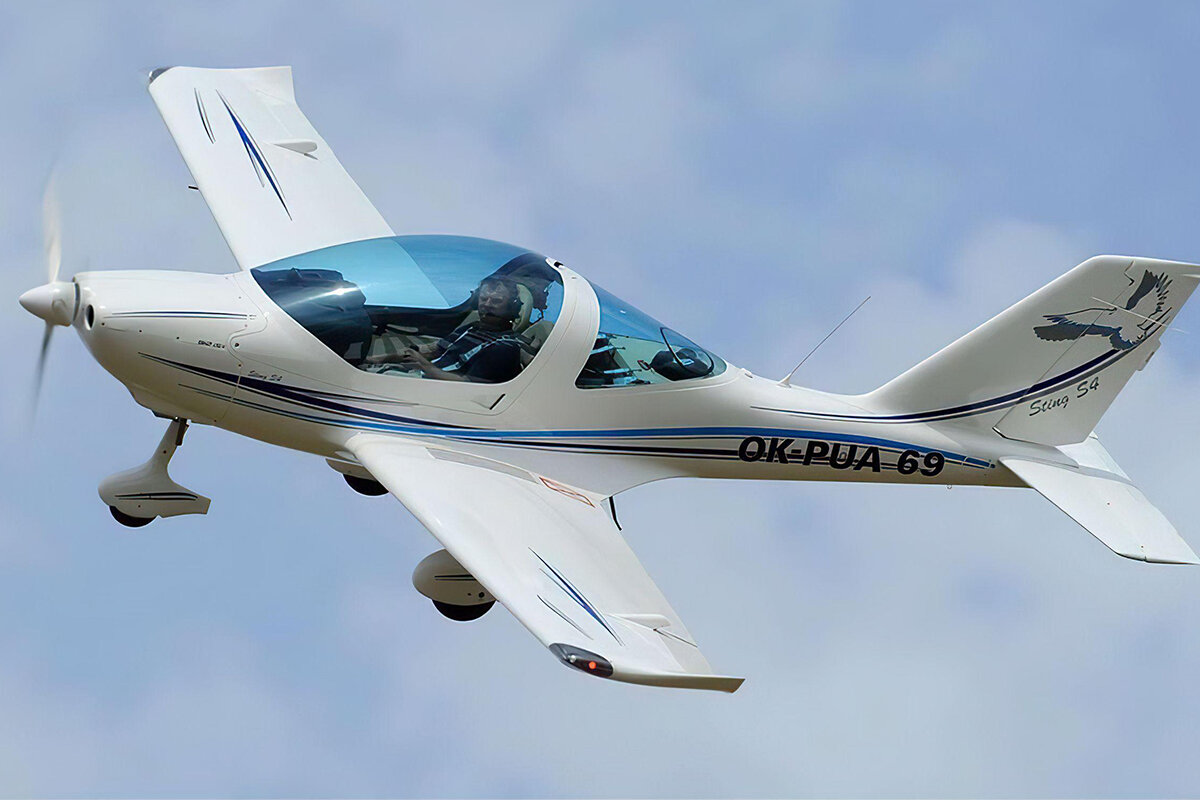 Самолет Sting TL-2000 рассчитан на пилота и одного пассажира.