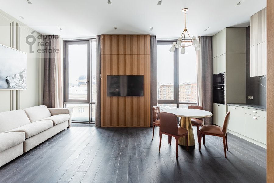 Фото из архива Apple Real Estate