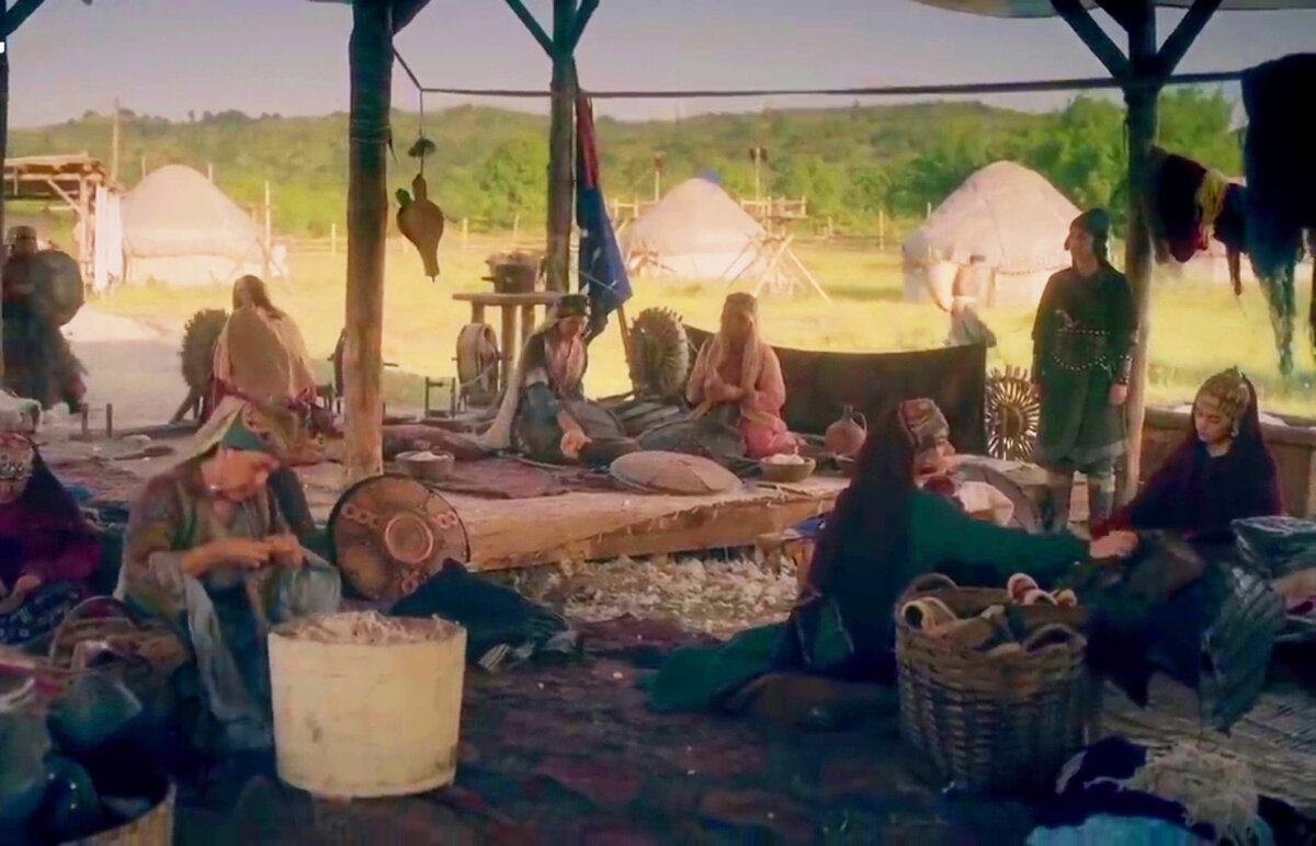 Казнь Курдоглу. Грешница Сельджан и ее покаяние. Подготовка к газавату. Аксакал из Хлата