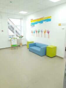  📷    Денис Паслер: В Кувандыке открыли детскую поликлинику после капремонта Белов Михаил Александрович