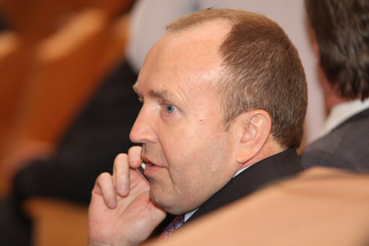 Мэр жигулевска курылин. Курылин александр иванович тольятти. Курылин александр жигулевск. Курылин тольятти последние новости. Курылин александр иванович ульяновск.