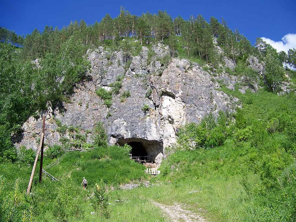 Денисова пещера 