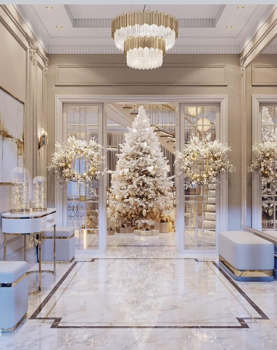 Роскошная елка в бело-золотой гамме