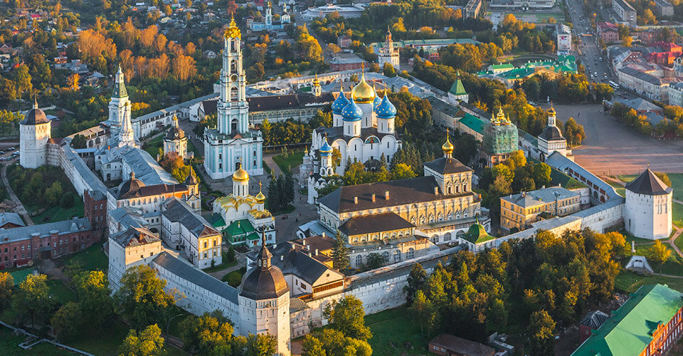 Сергиево Троицкая Лавра облачно