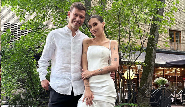 Федор Смолов и Карина Истомина. Соцсети