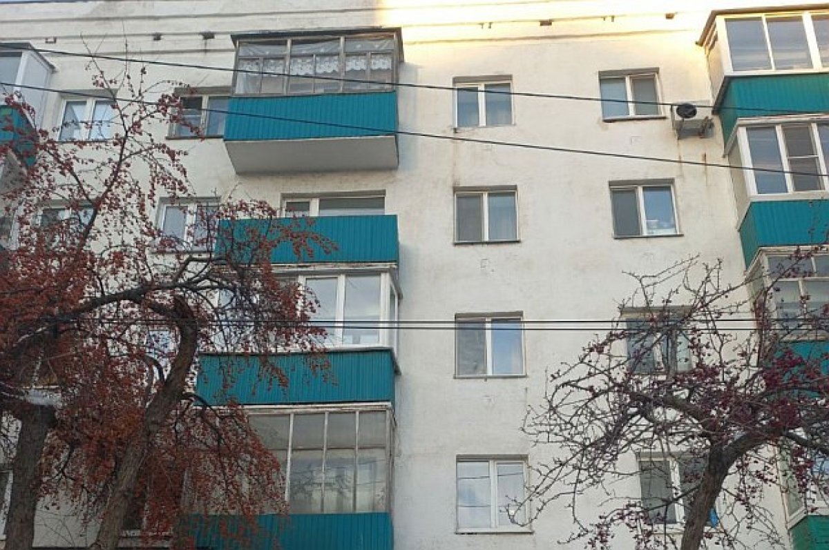    Следком в Уфе выясняет обстоятельства падения наледи на 7-летнего мальчика