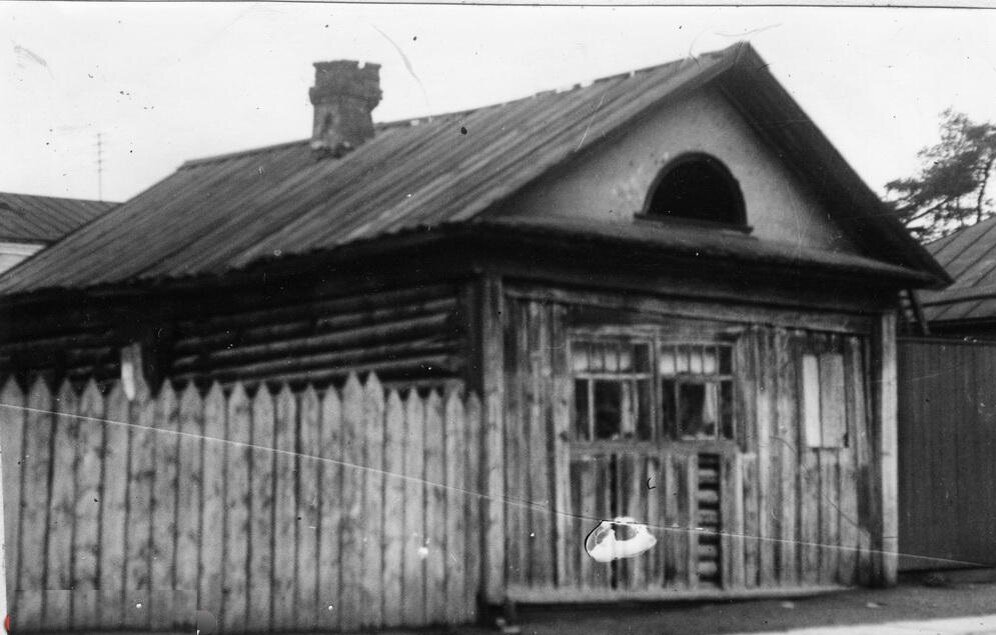 Первая почтовая станция в Екатеринбурге. Сейчас на этом месте находится жилой дом по адресу: ул. Толмачева, 25. Источник: https://pastvu.com/p/1208255