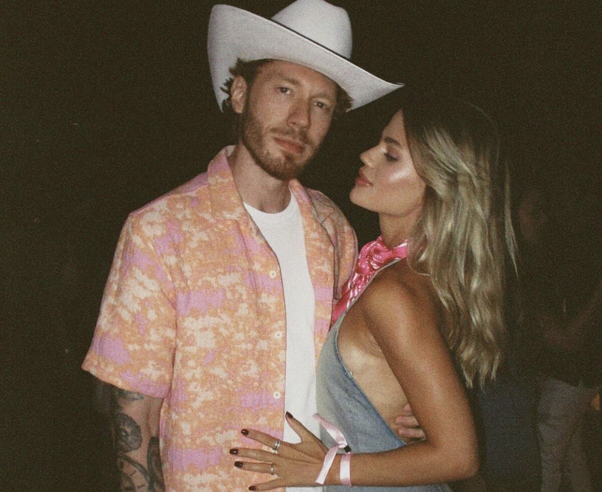 Никита Пресняков с супругой Аленой Красновой. Фото: соцсети Алены Красновой