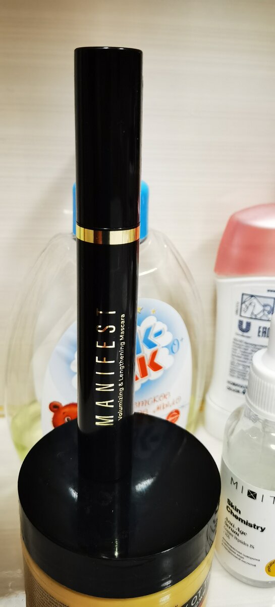 Чёрная тушь Manifest