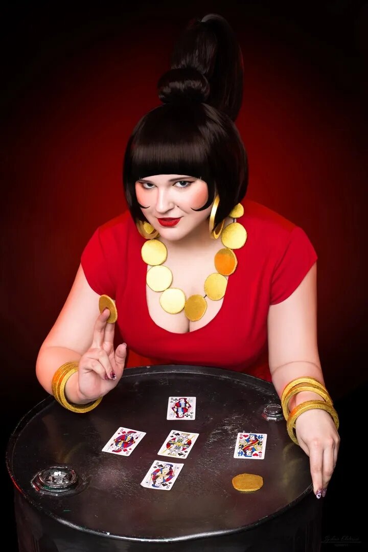 Косплей на Атаманшу из «Бременских музыкантов». Косплеер: Юлия Кутейникова. Фотограф: Photographer Synkova Ekaterina Cosplay.   📷