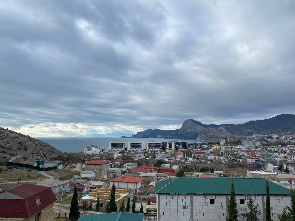 Вид на Судак с Восточного шоссе