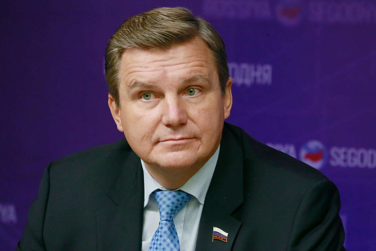 Игорь ананских. Игорь ананских. Научную статью депутата госдумы игоря ананских. Ольга ананских. Ананских игорь александрович депутат госдумы.