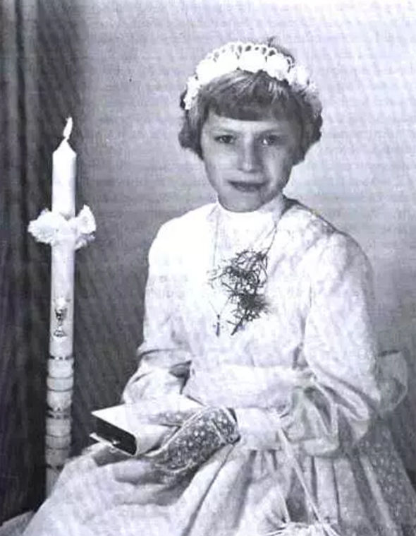 Аннелиза Михель в детстве