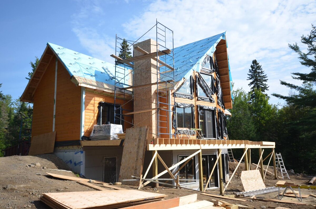 Расходы на содержание и обслуживание дома закладываются на этапе его строительства. Изображение из Яндекс-картинок, автор неизвестен.