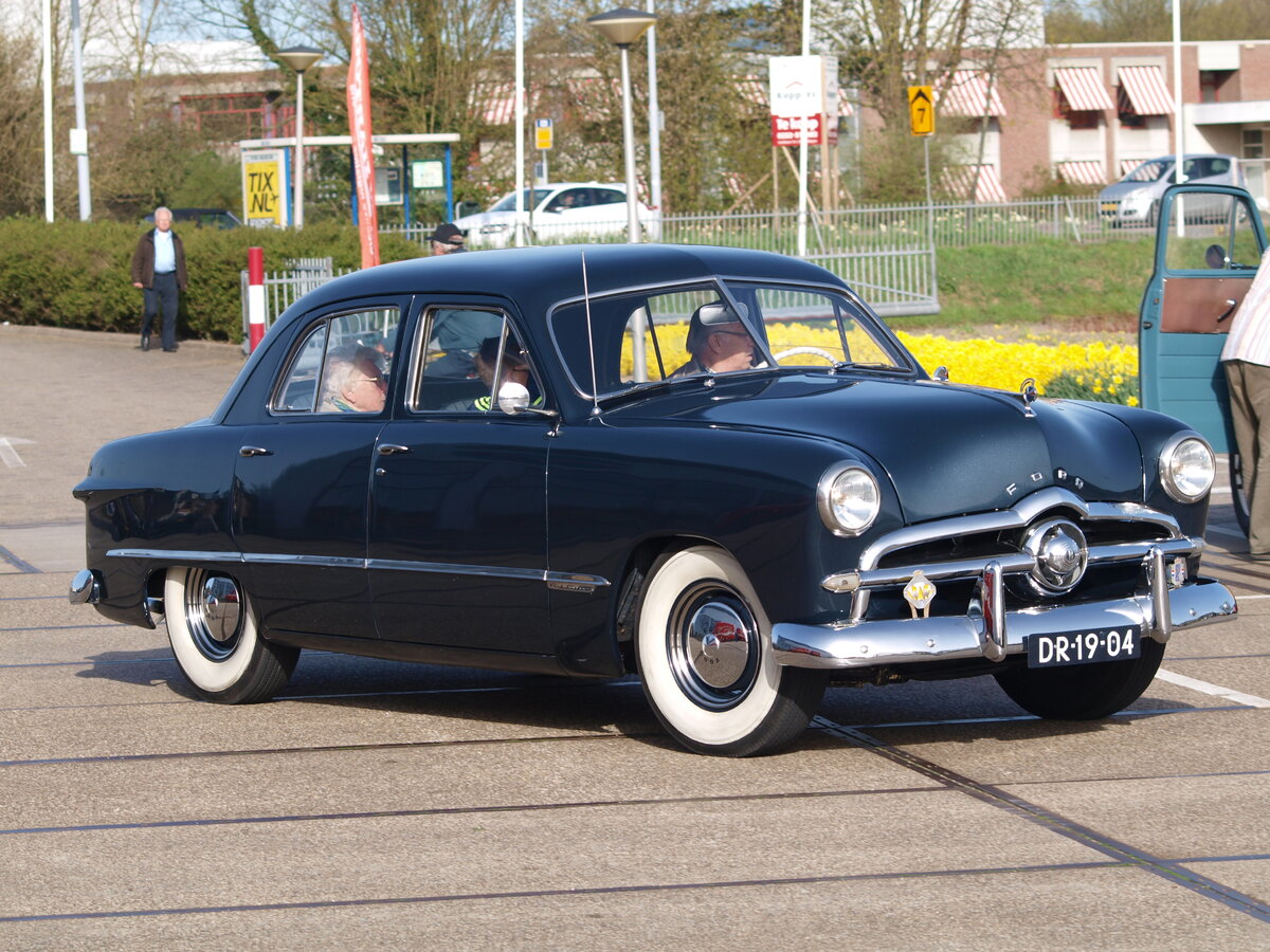 1949 Ford: Форд Студебекерович ? | DL24 | История авто | Дзен