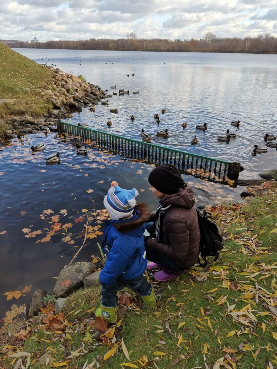 Фотка для иллюстрации того, что я хорошая мама. Вот вам смешно, а я и правда таскала подобные фотки в суд🤦‍♀️.