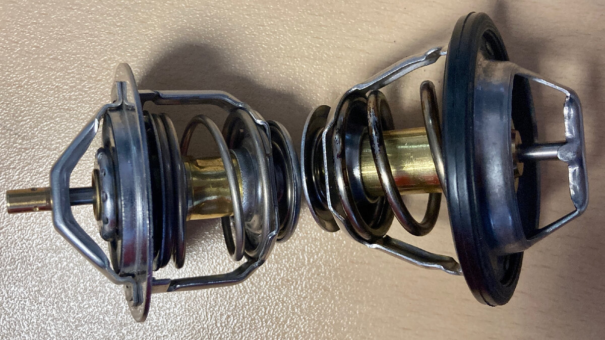 На импортные и старые двигатели в настоящее время не всегда удаётся быстро и дешево приобрести запчасти, поэтому приходится "импровизировать".