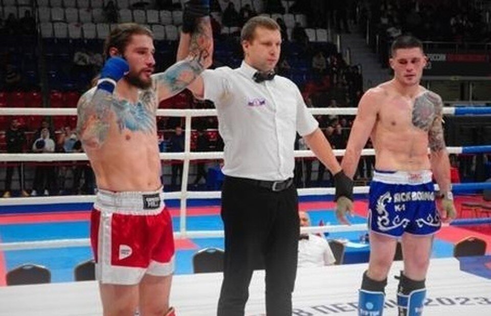    Владислав Туйнов (слева). Фото БУ ОО "ЦCП" г. Орел.