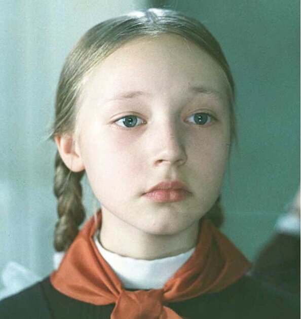 На момент съемок «Чучела» Кристине было 12 лет