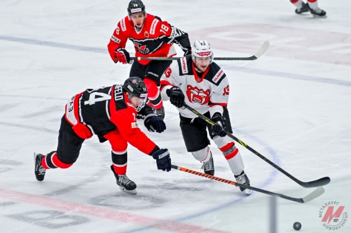    «Металлург» вернулся в топ-16 претендентов на выход в плей-офф