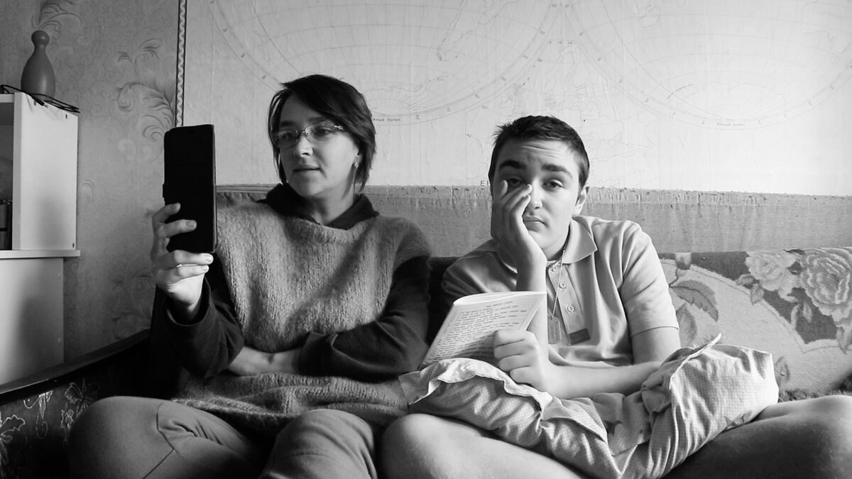 Гриша: - Никто не знает, когда она уже успокоится?