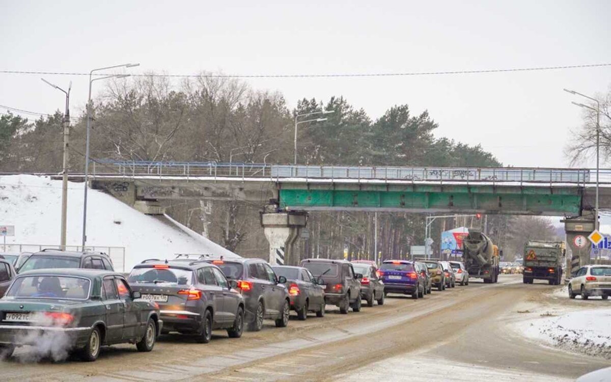 Утром понедельника 10-балльные пробки сковали Воронеж | Горком36 | Воронеж  | Дзен